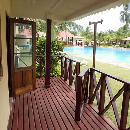 Hotel Praia Сао Томе Екстериор снимка