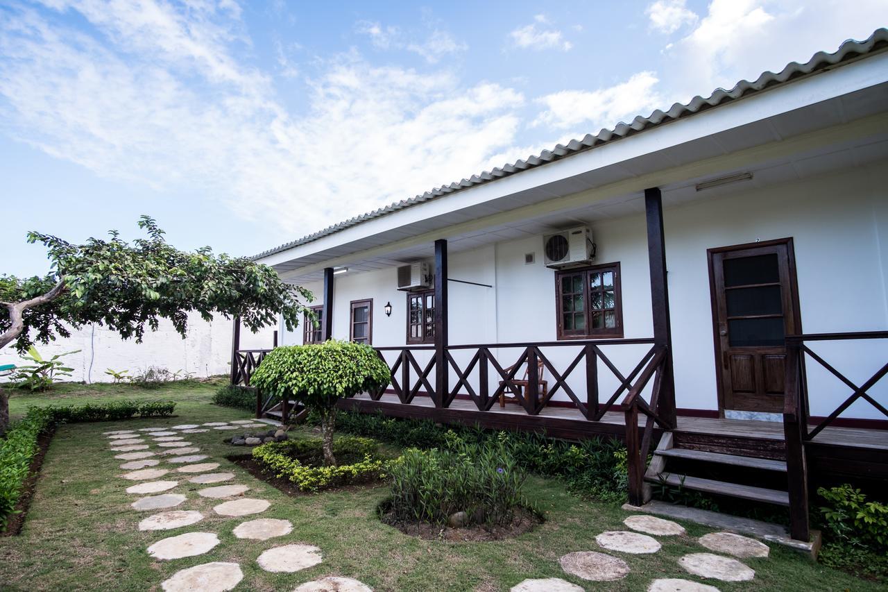 Hotel Praia Сао Томе Екстериор снимка