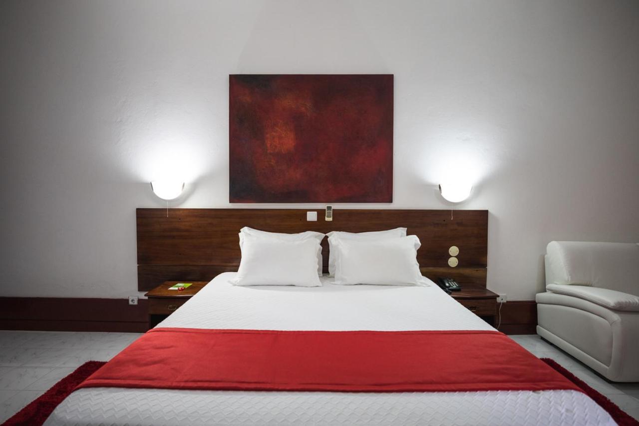 Hotel Praia Сао Томе Екстериор снимка